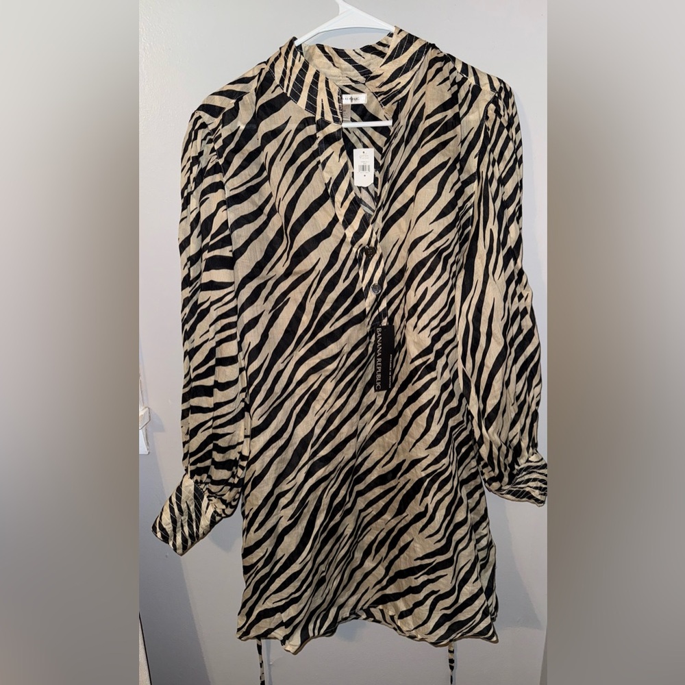 Banana republic zebra print top